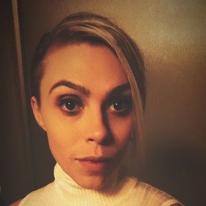 Meet your Posher, Jade